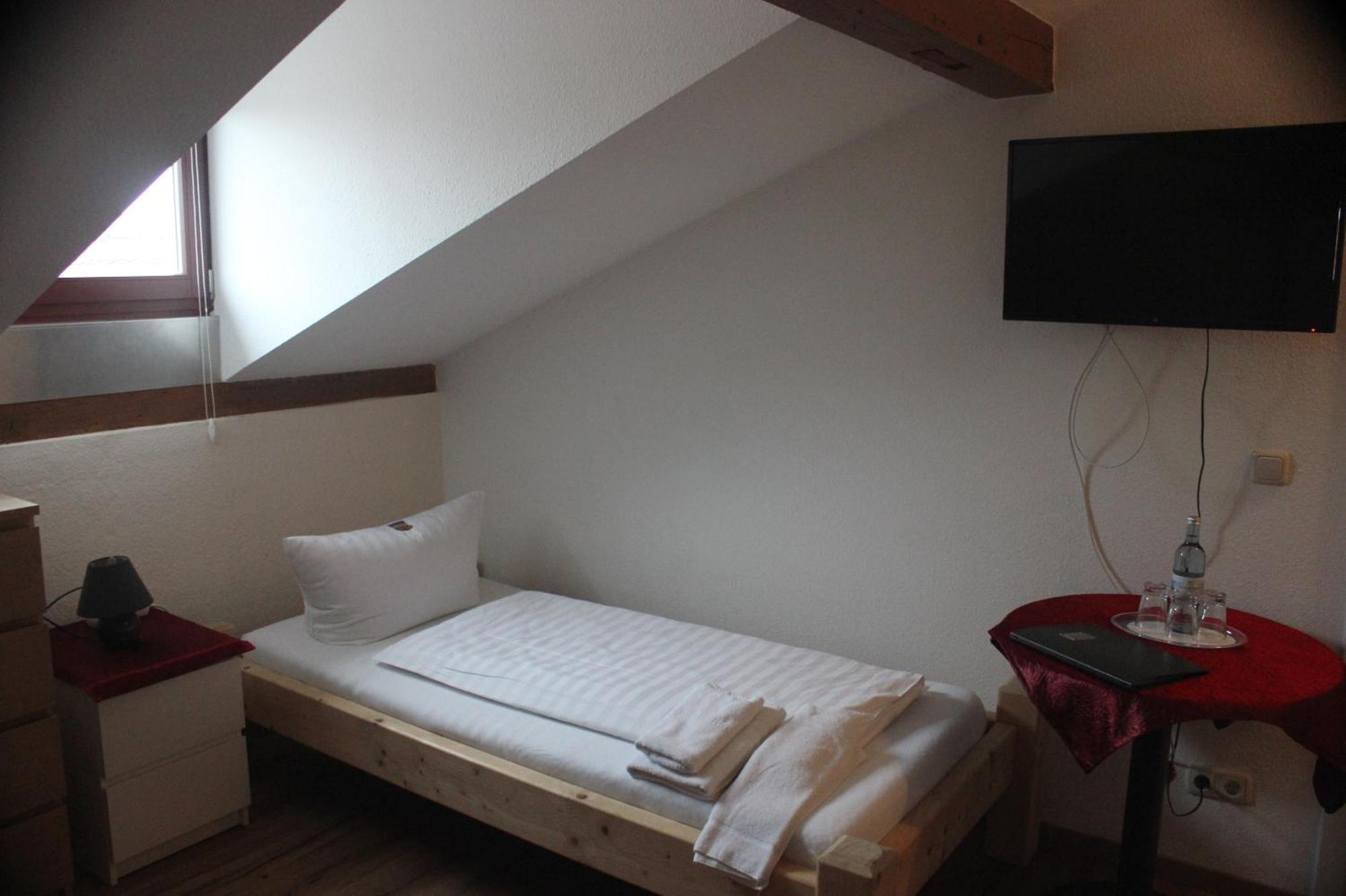 Gaestehaus Innfernow Fürstenberg-Havel Quarto foto