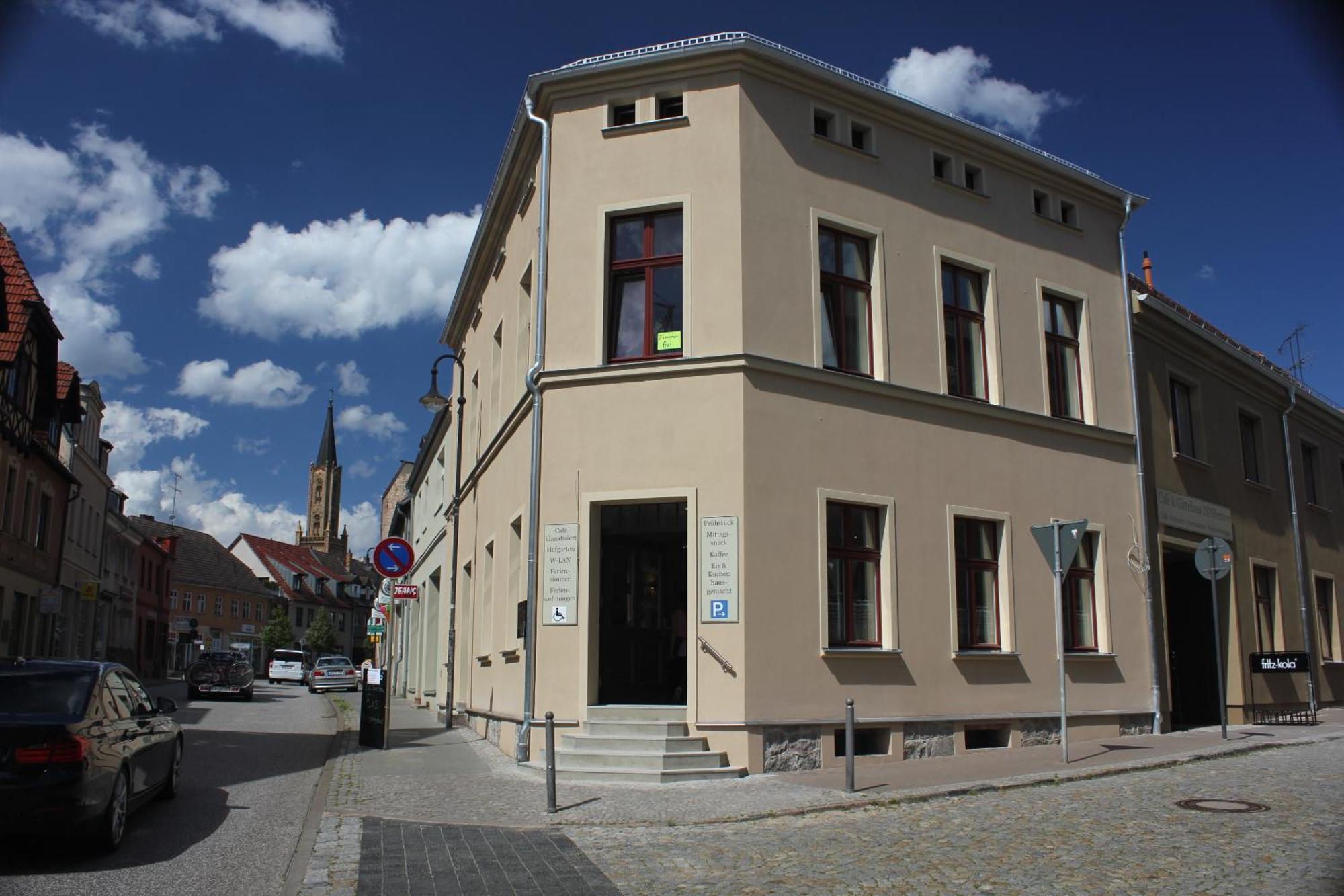 Gaestehaus Innfernow Fürstenberg-Havel Exterior foto